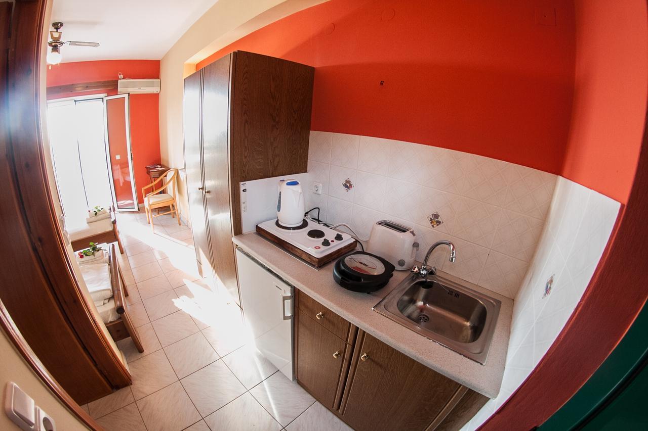 Almyros Studios & Apartments Kounopetra Extérieur photo